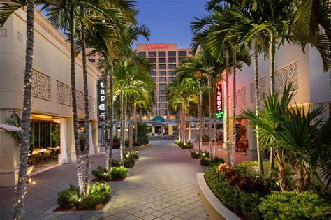 boca raton shopping center